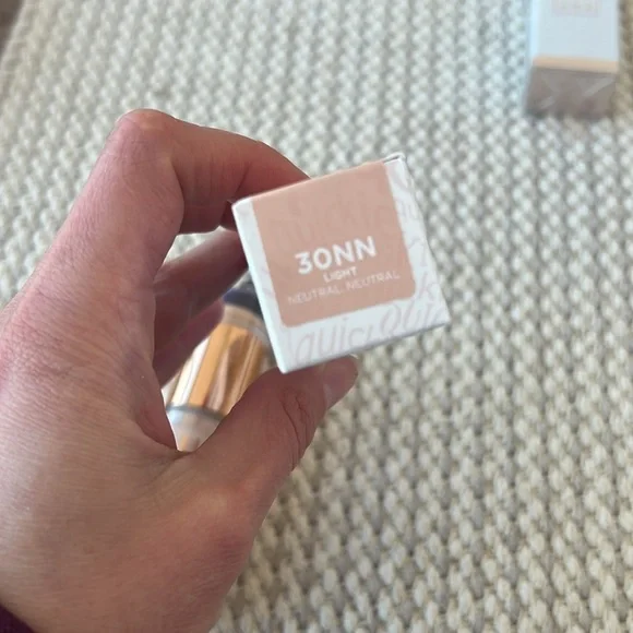 Urban decay stay naked quickie up to 24 hour wear multiuse concealer - Picture 6 of 6